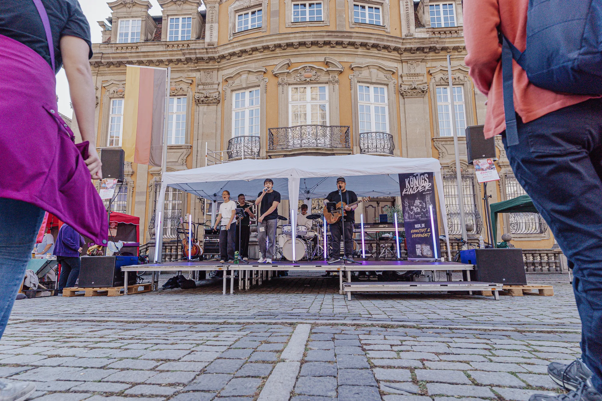 Königskinder auf der Bühne beim Jesus Move auf dem Marktplatz in Schwäbisch Hall, Foto 8